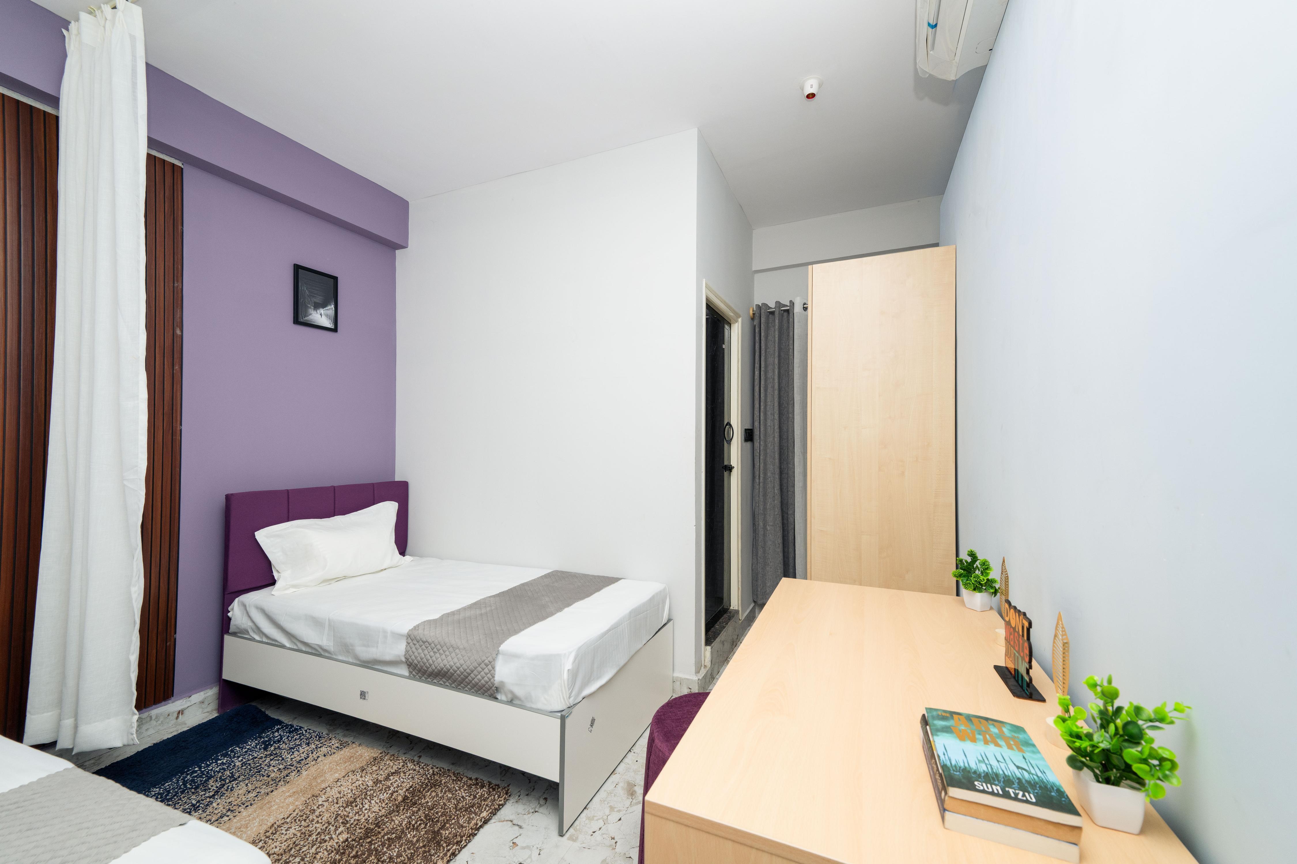 C Suites Bren - HAL Old Airport Road - Tap to explore photos