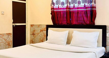 HOTEL STAR 21 Room Type - Deluxe Double Room