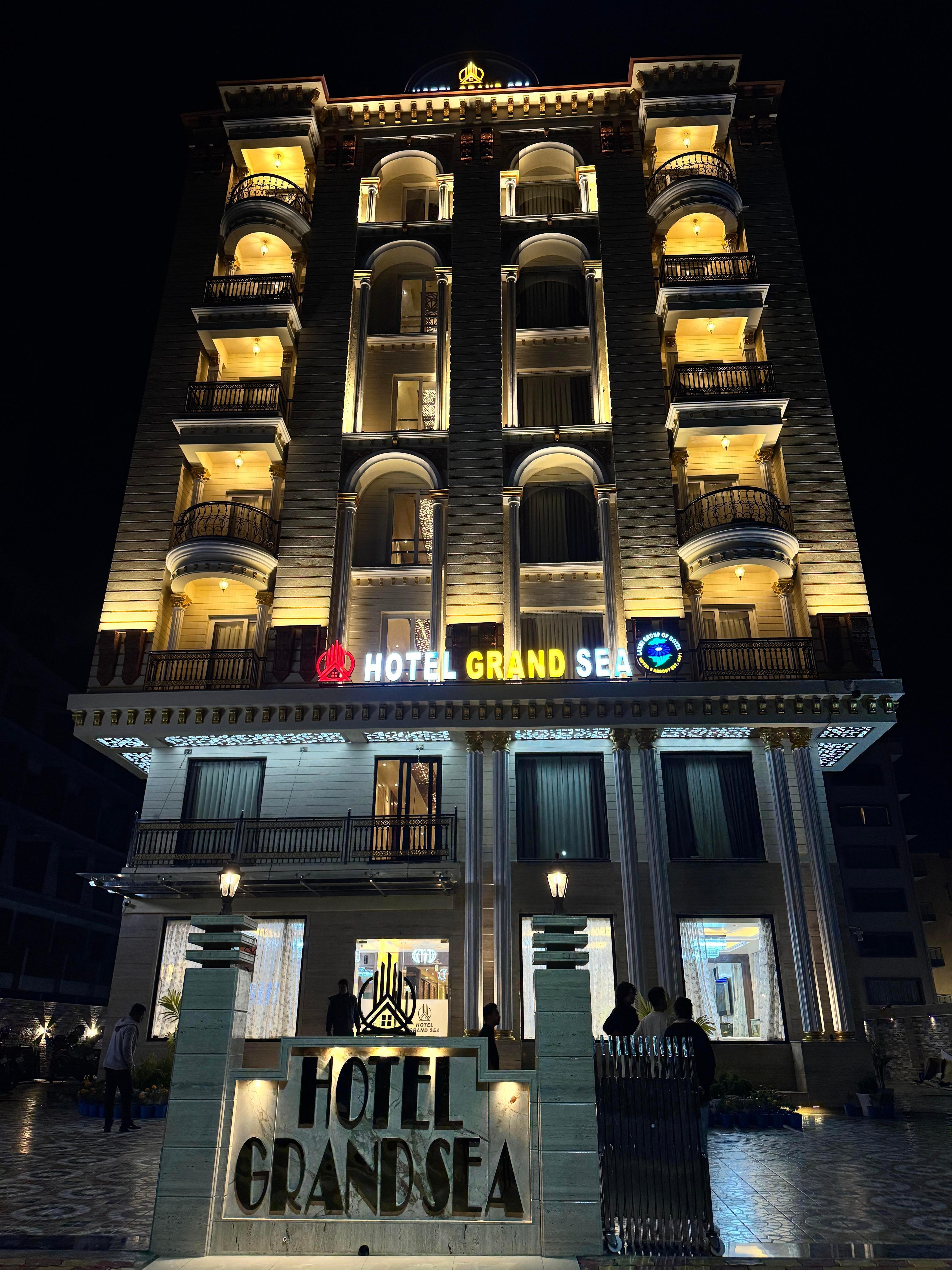 Hotel Grand Sea - Tap to explore photos