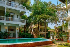 House of Anjuna 3BR Premium Studio with Pool by Homeyhuts