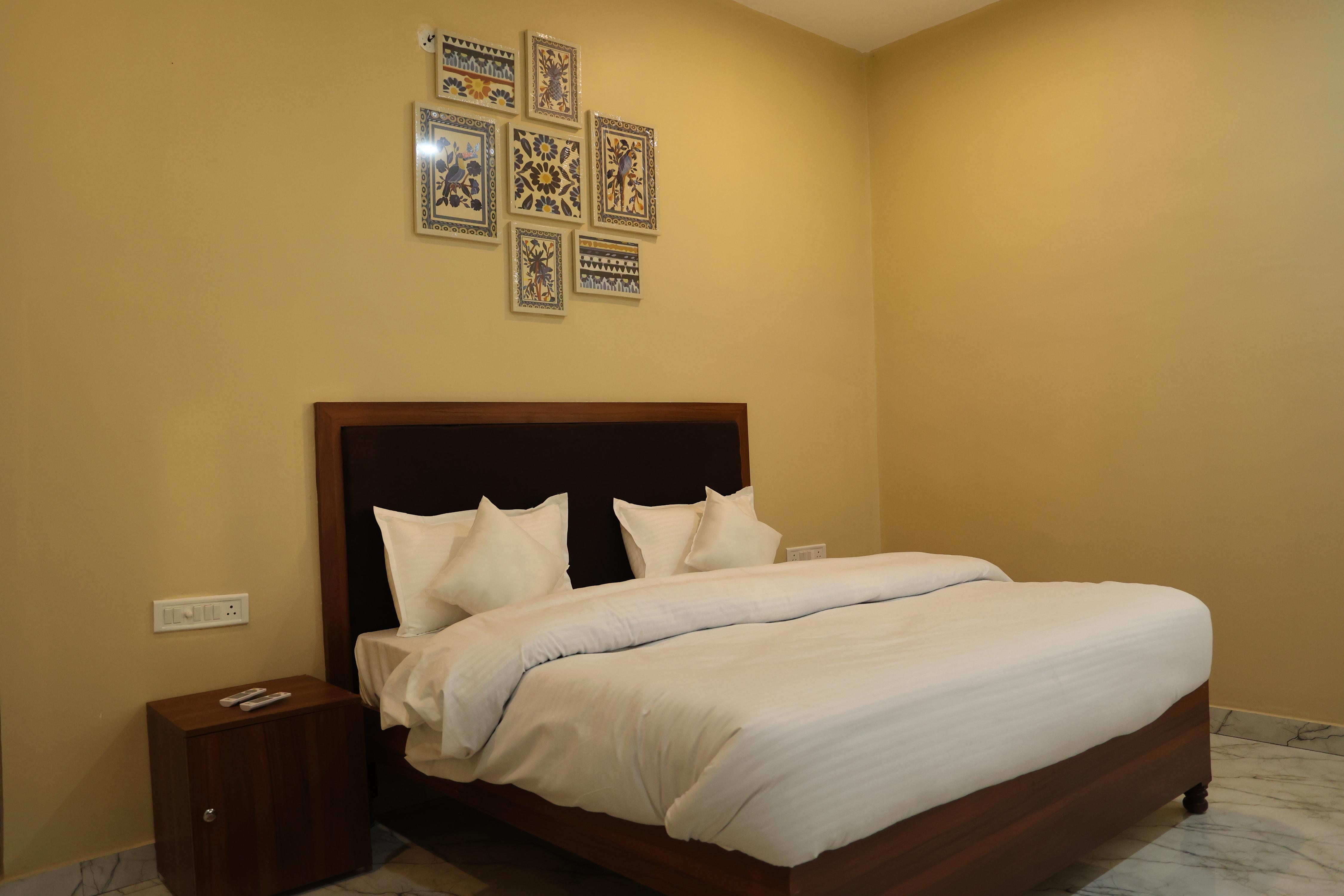 Monkey River Resort Madla Room Type - River View Rooms