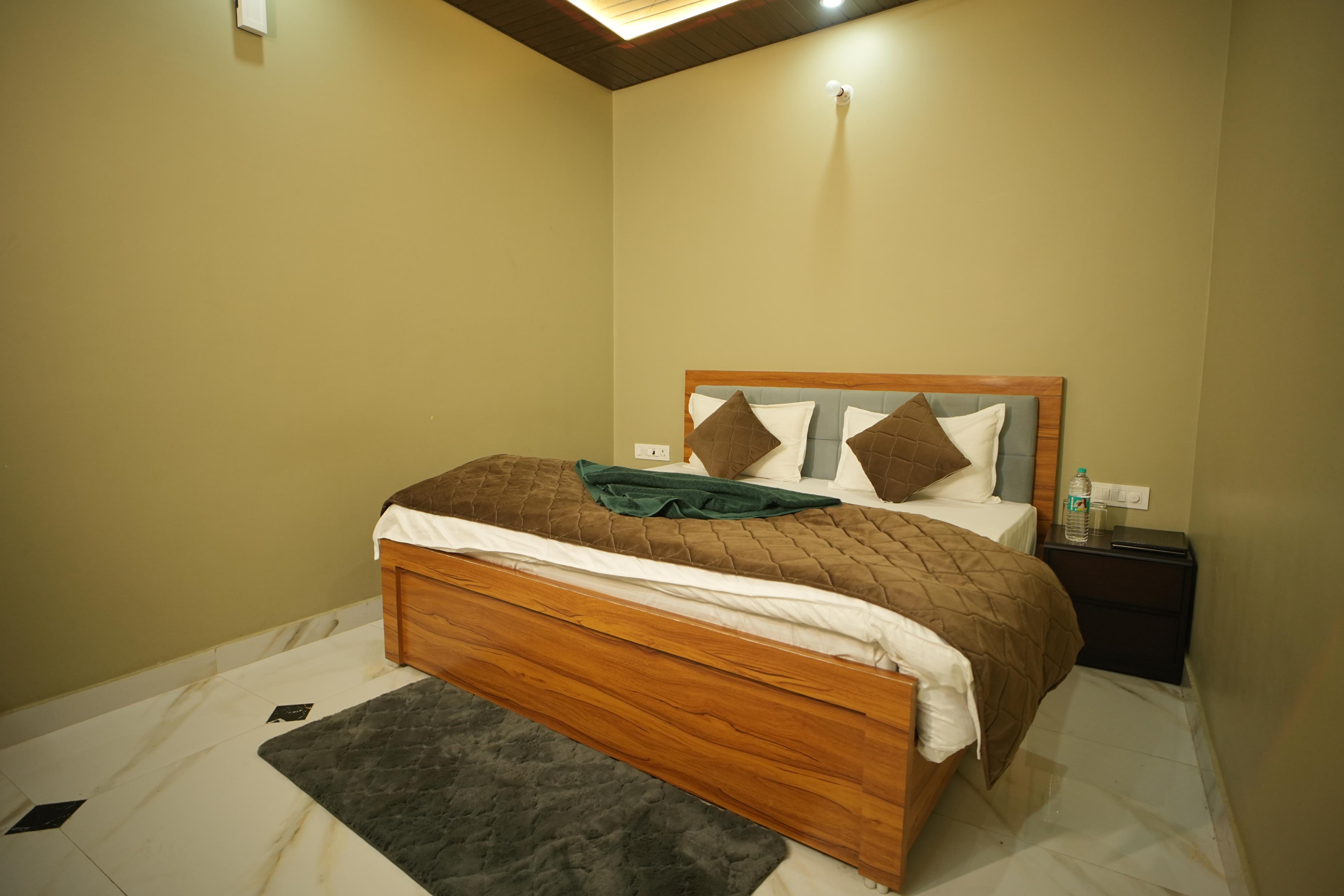 Green Valley Resort Room Type - Deluxe Room