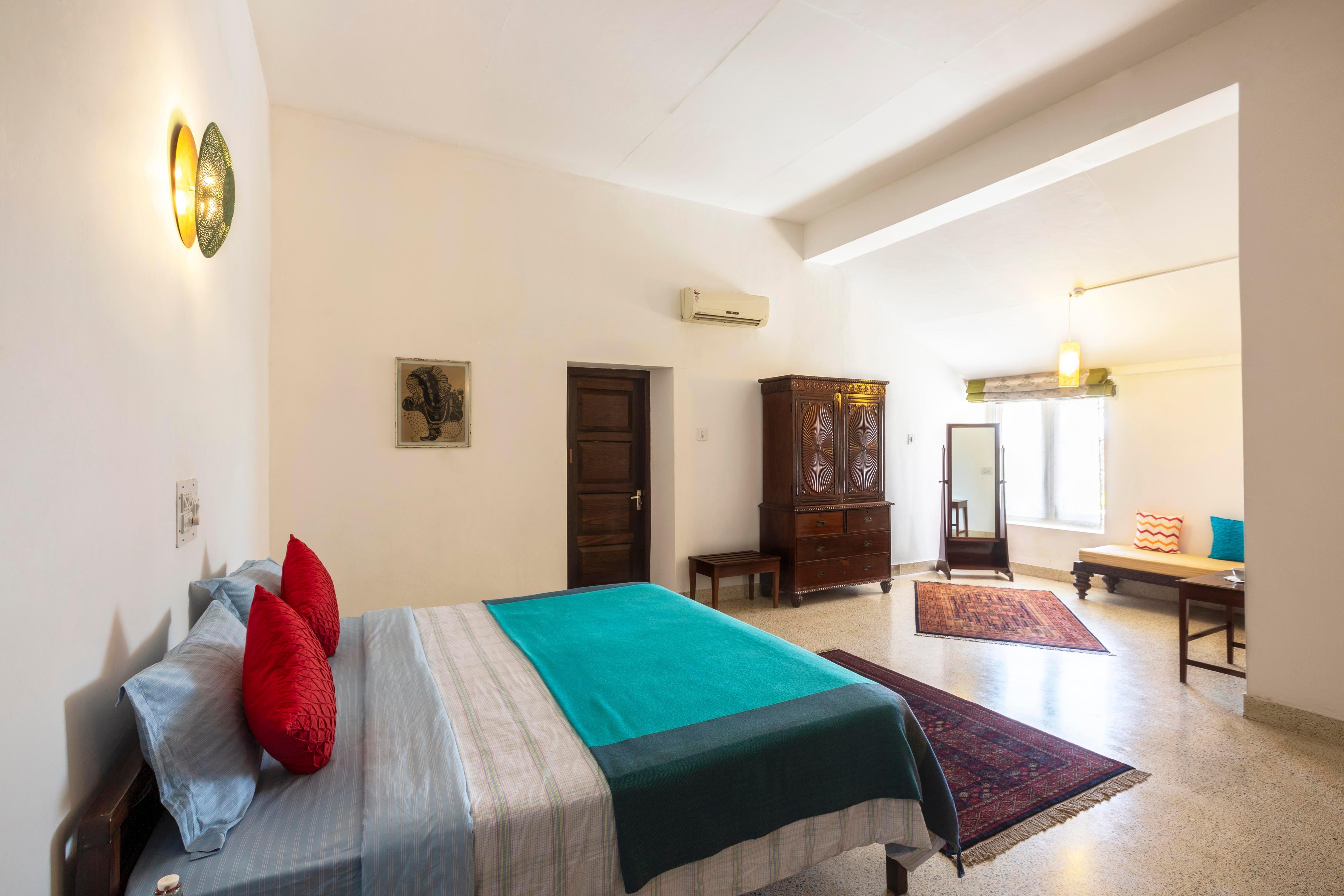 ama Stays & Trails - Pollibetta Bungalow, Coorg - Tap to explore photos