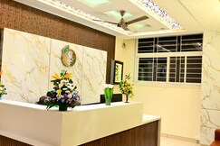S R GRAND PREMIUM A/C ROOMS