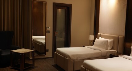 Clarks Inn Sri Ganganagar Room Type - Premium Twin Room