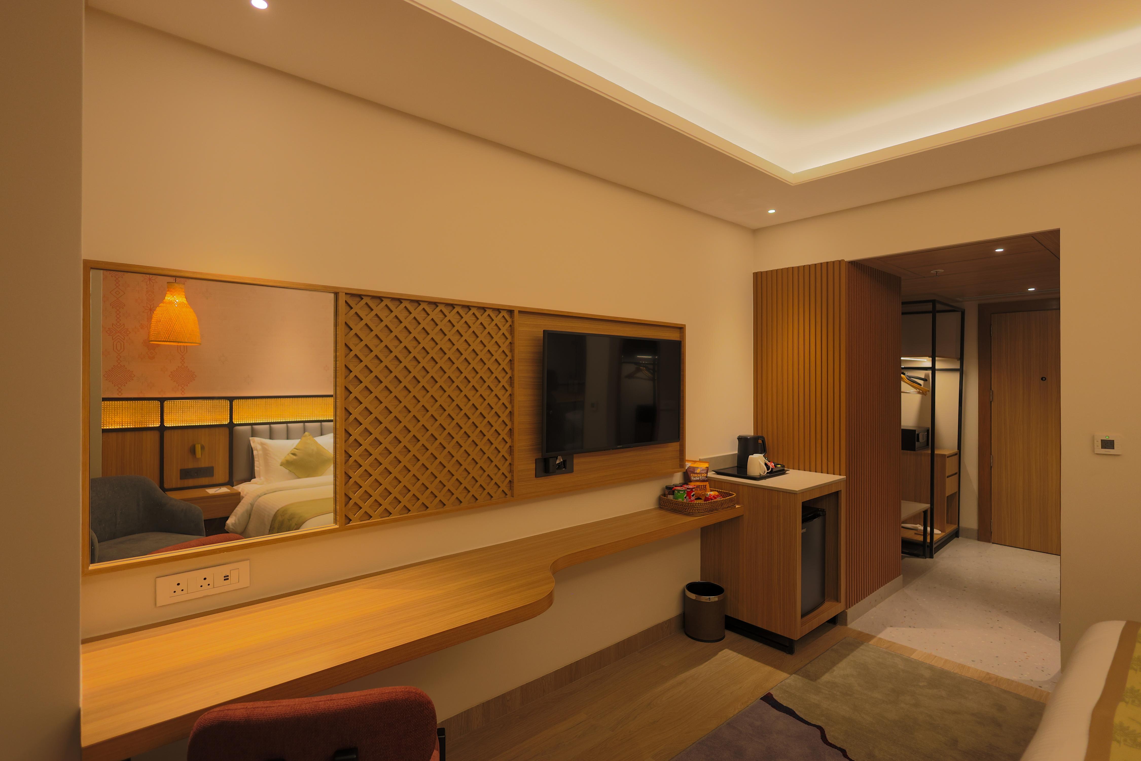 Hotel Palacio, Paltan Bazar - Tap to explore photos