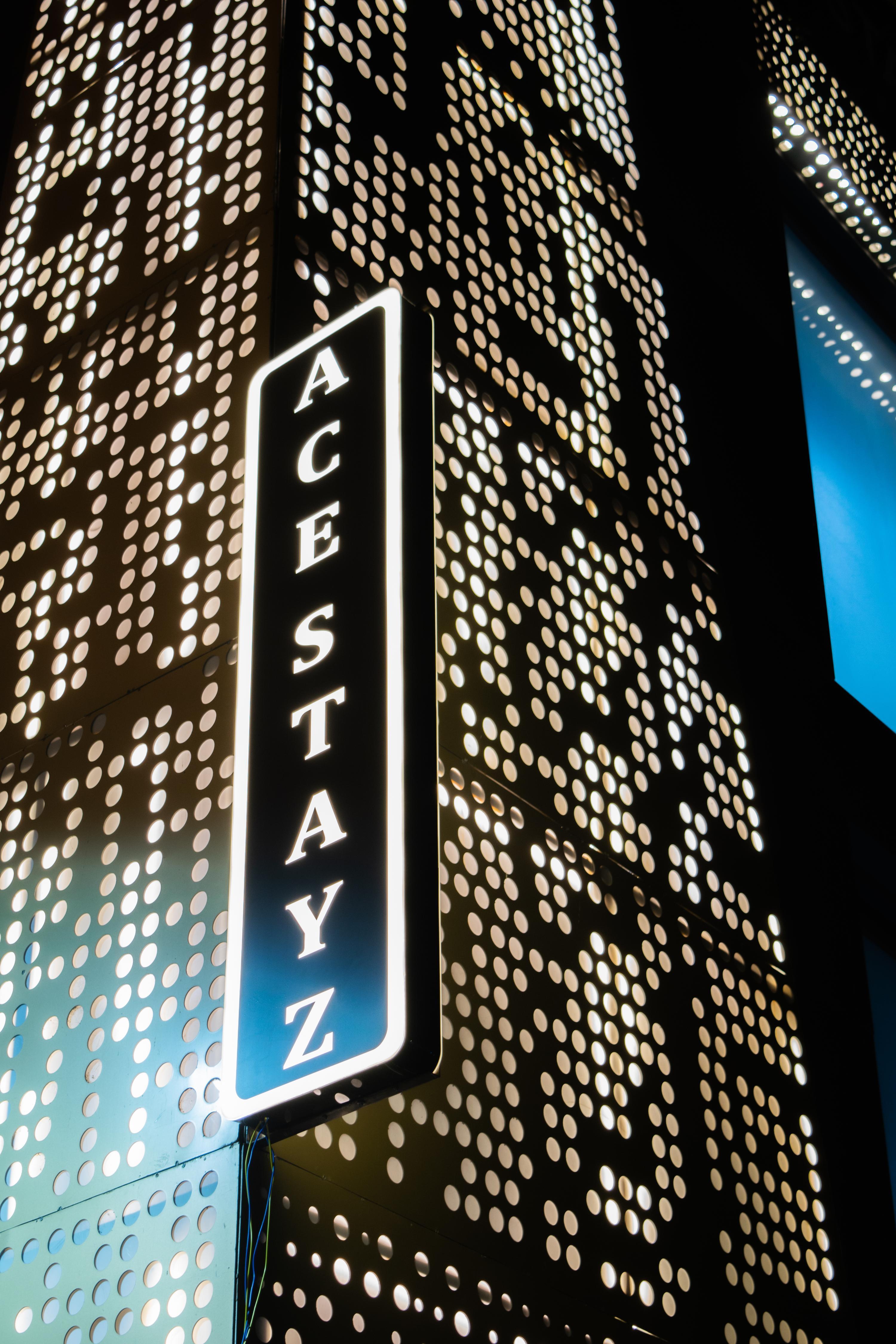 ACESTAYZ Gautam Nagar - Tap to explore photos