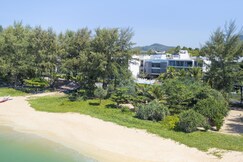 Radisson Blu Resort Phuket, Mai Khao Beach