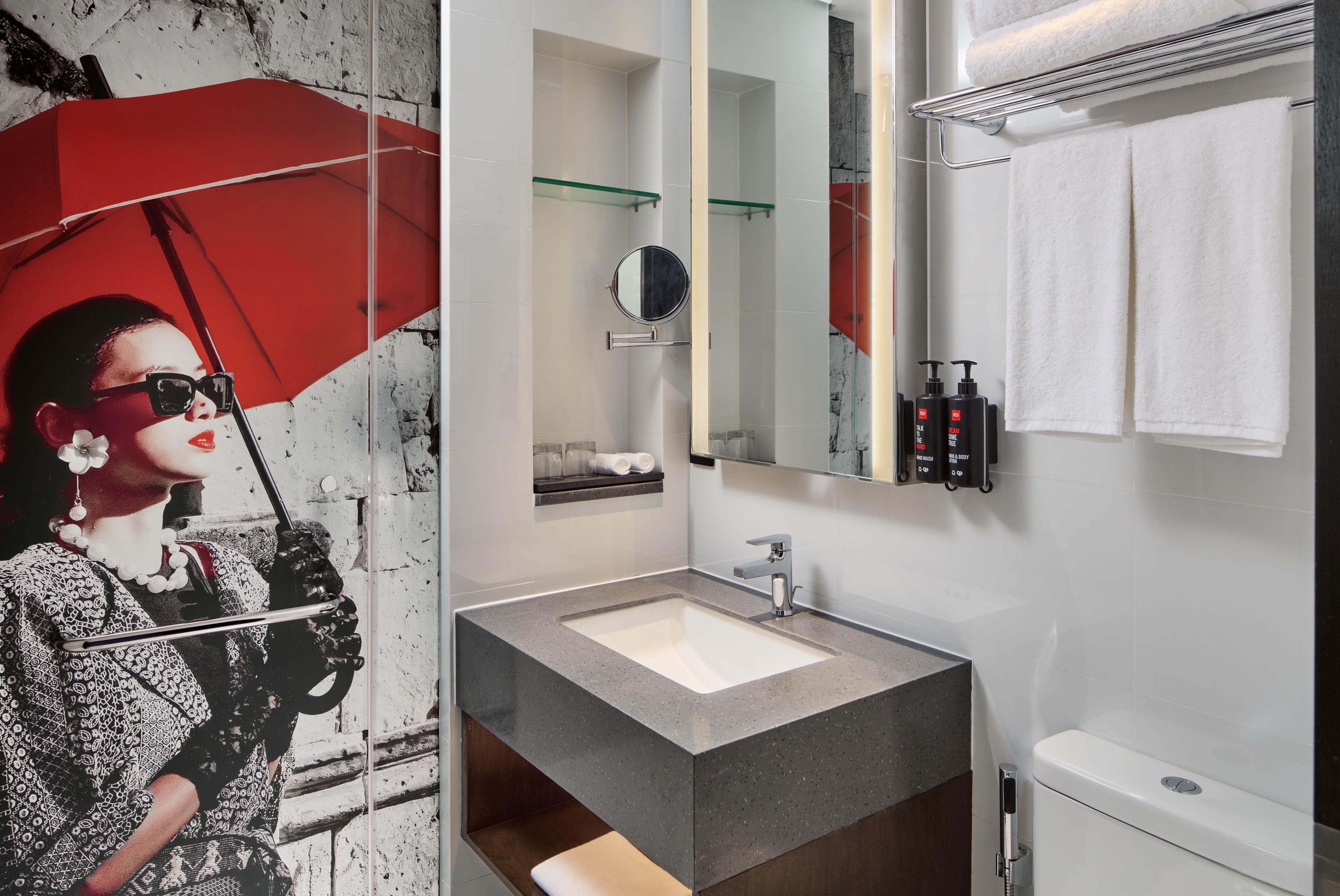 Radisson Red Cebu Mandaue - Tap to explore photos