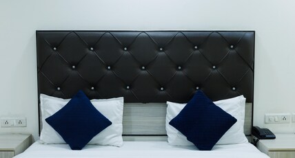 Hotel Ornate Residency Room Type - Suite Room