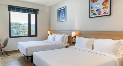 Hotel City Connect Highway Room Type - Premier Room