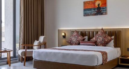Hotel Neptune Man singh Inn Room Type - Deluxe