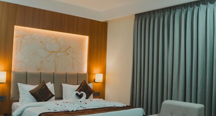 Siddharth Grand Room Type - Suite Room