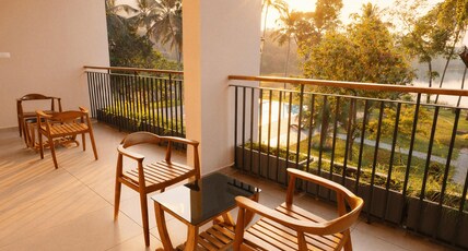 Malankara Palace Lake View Resort & Spa Room Type - The Lakeview Presidential Suite