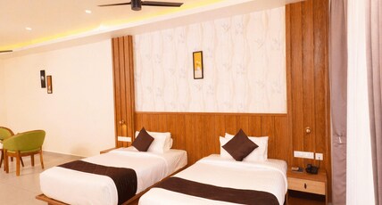 Malankara Palace Lake View Resort & Spa Room Type - The Lakeview Premium Twin