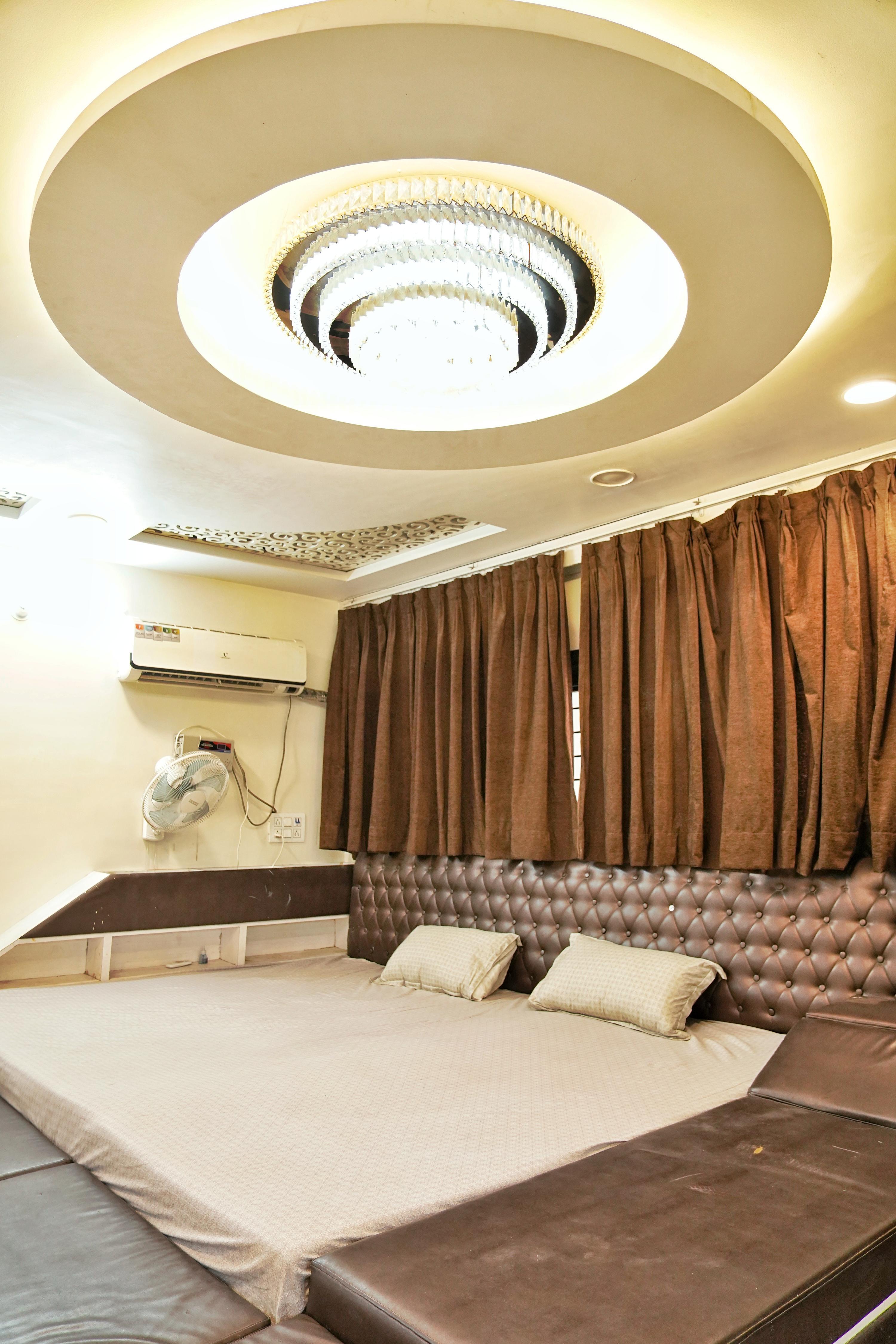Nest & Fest - Luxury Studio Suite with Private Terrace & Bathtub - Tap to explore photos