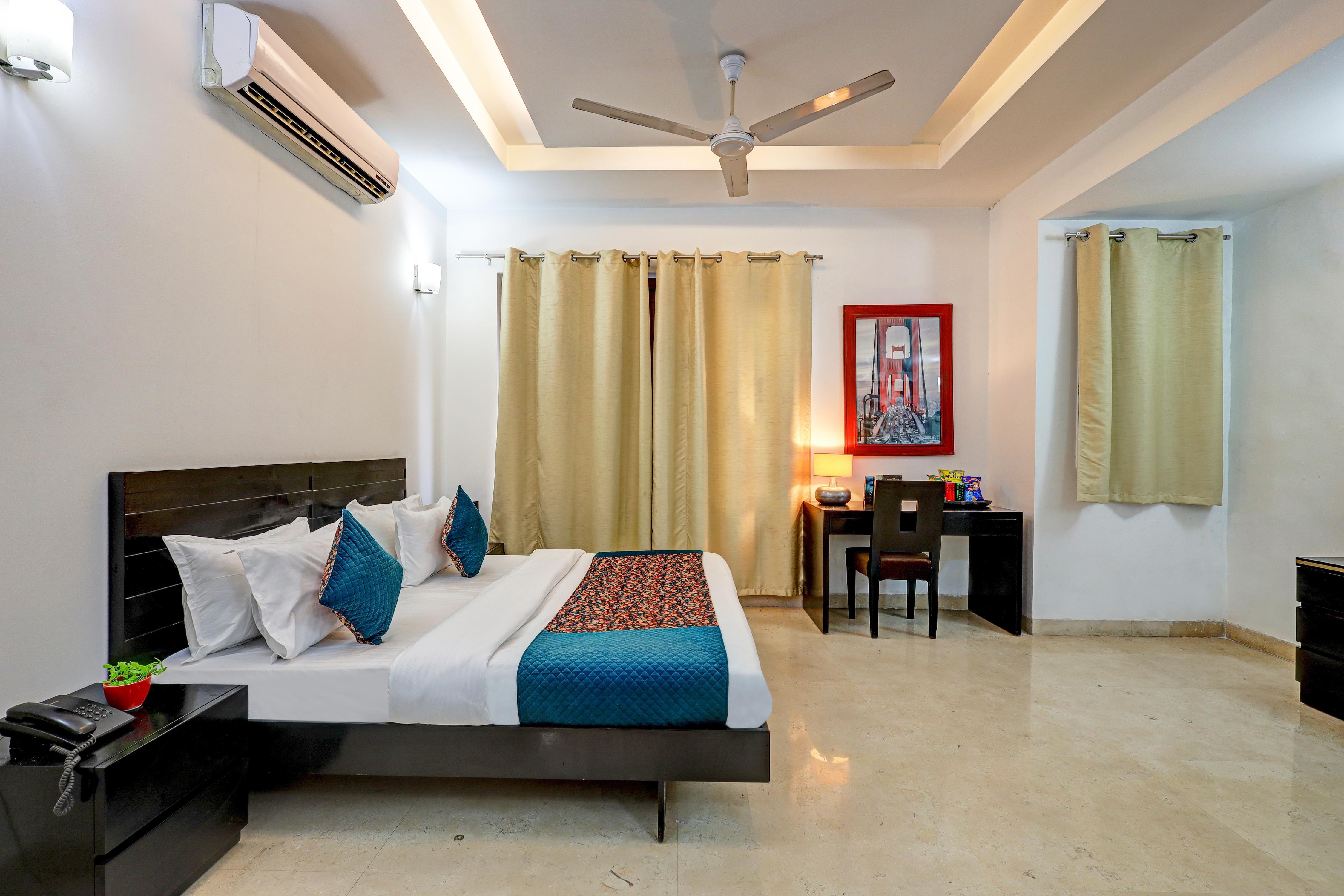 Floryn Stayz-Huda City Centre Room Type - Executive Suite Room Floryn Stayz-Huda City Centre Room Type - Executive Suite Room