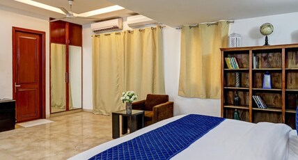 Floryn Stayz-Huda City Centre Room Type - Superior Suite Room With Balcony Floryn Stayz-Huda City Centre Room Type - Superior Suite Room With Balcony