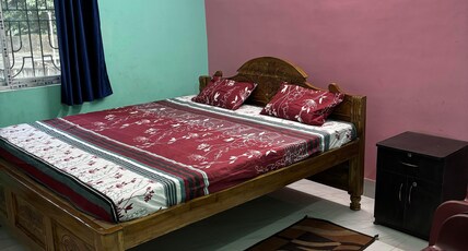 Maheswari Lodge Room Type - City View Queen Bed Room Maheswari Lodge Room Type - City View Queen Bed Room