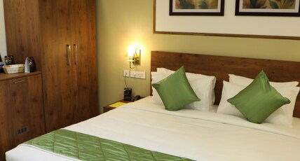 Golden Cassia Room Type - Executive Room