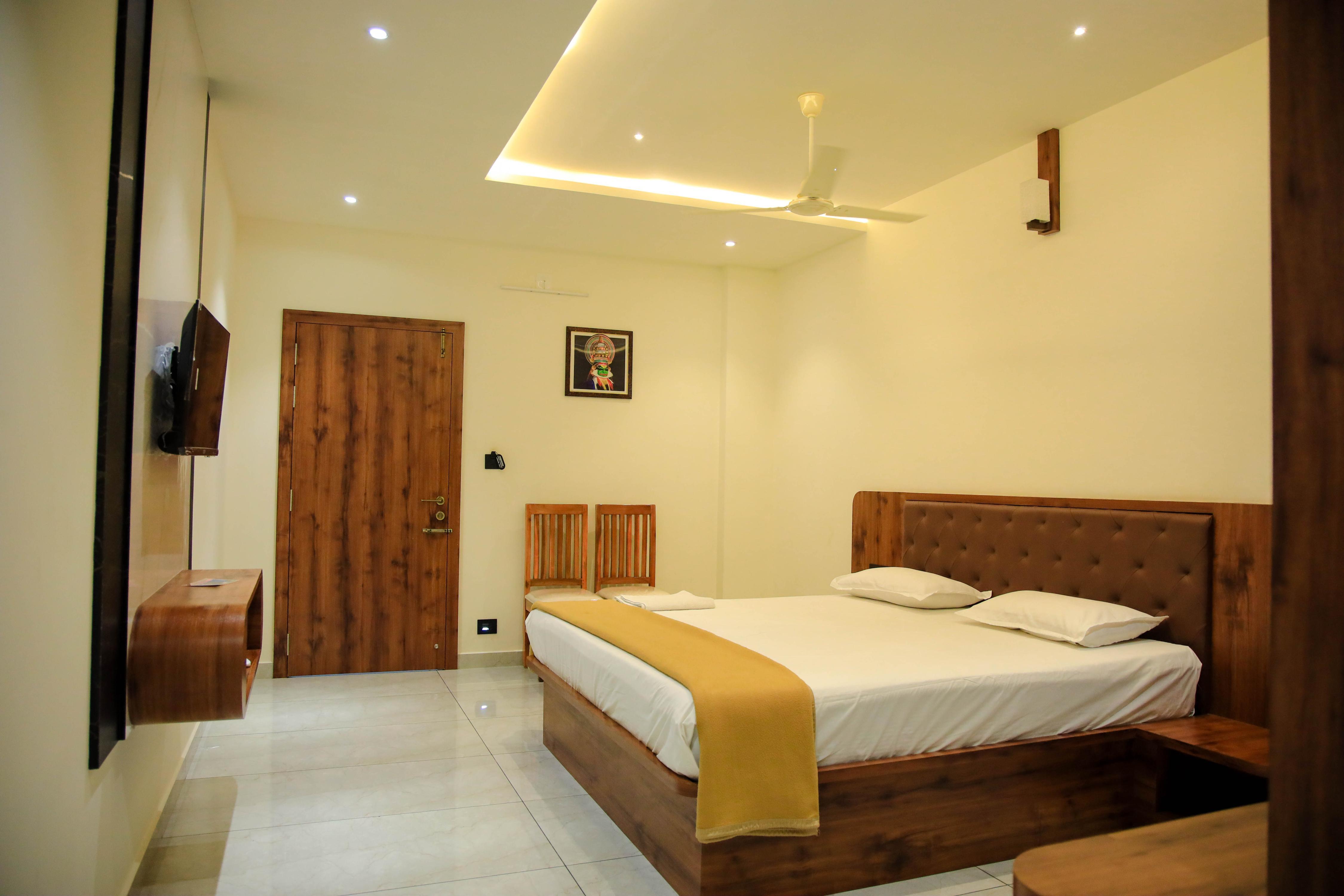 Sudev Residency Room Type - Deluxe Room