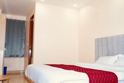 RAVIKA GRAND HOTEL AND BANQUET