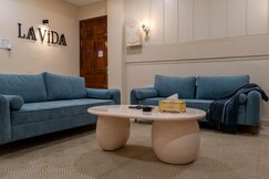 La Vida Eclectic Suites | 10min From Airport