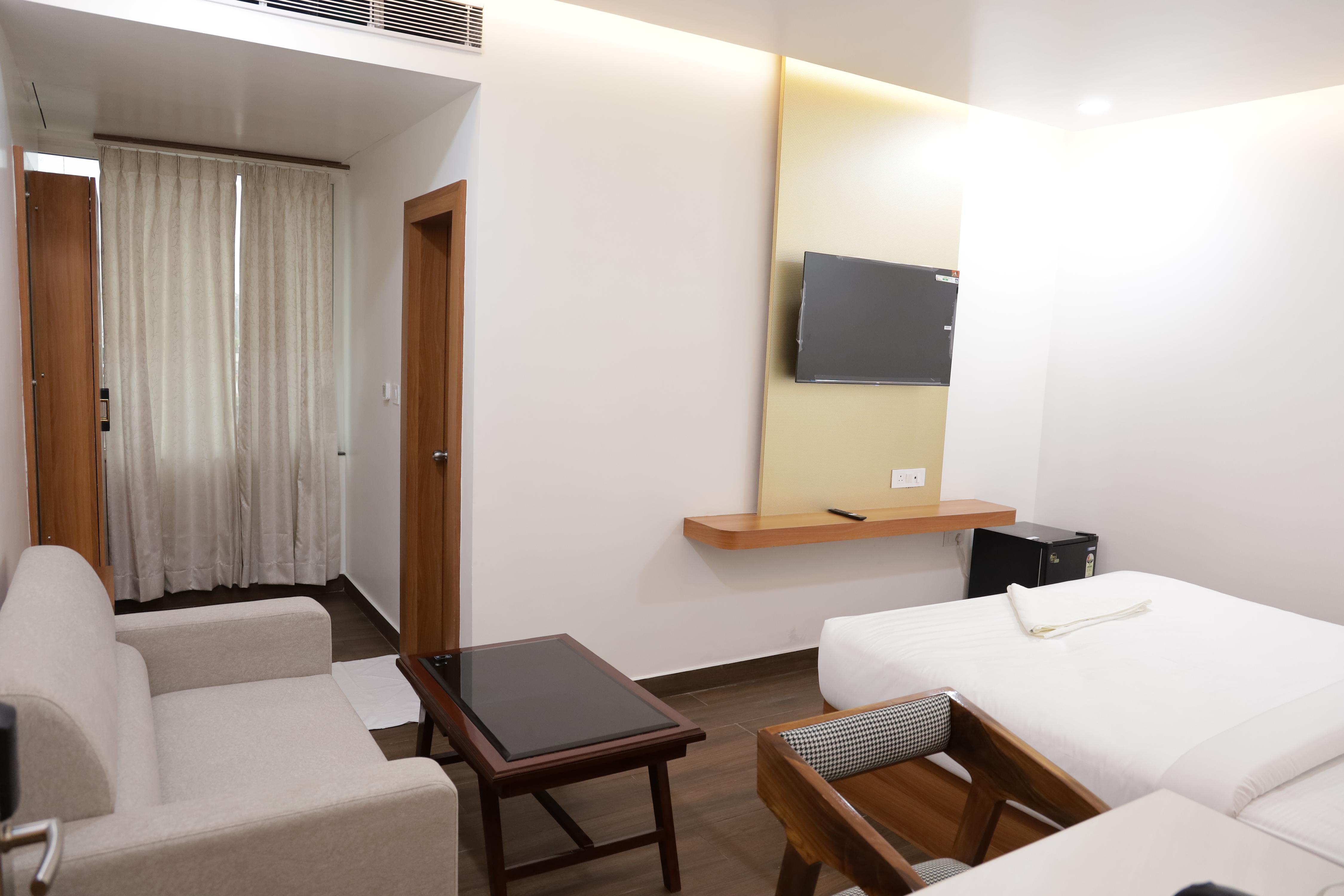 Hotel Pritika International Room Type - Premium