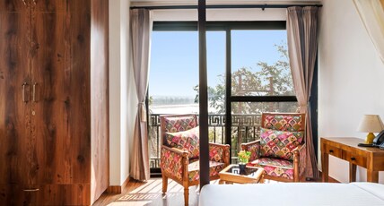 The Neeraj Ganga Ranimahal With Ganga Ghat Access Room Type - Premium Room With Ganga View