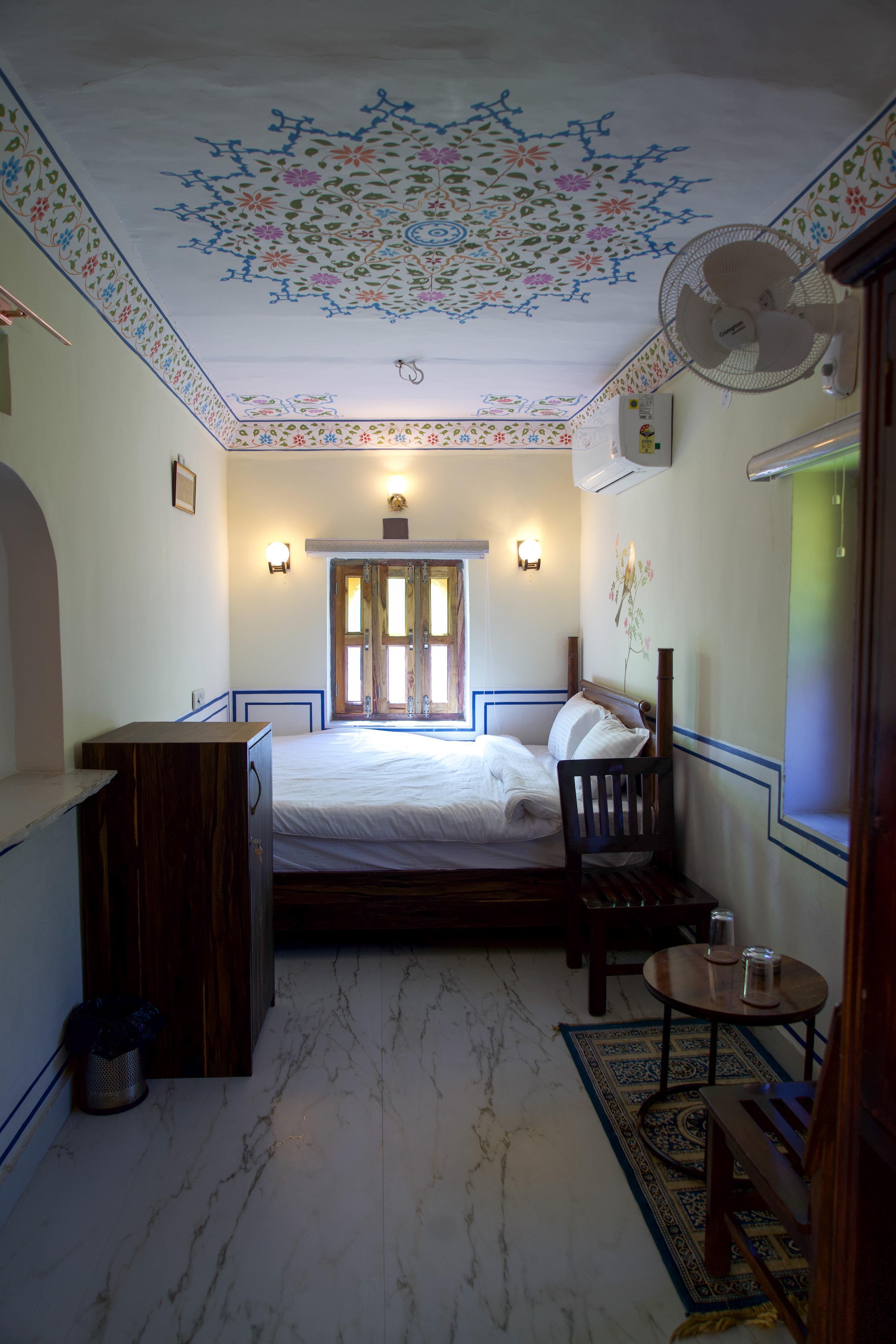 Bagh Ajabgarh - Tap to explore photos
