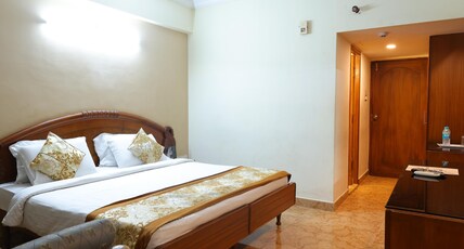 Hotel Nivaara By VYDA Room Type - KING Executive (Non renovated Old Room)