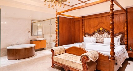 Ratan International Room Type - Presidential Suite
