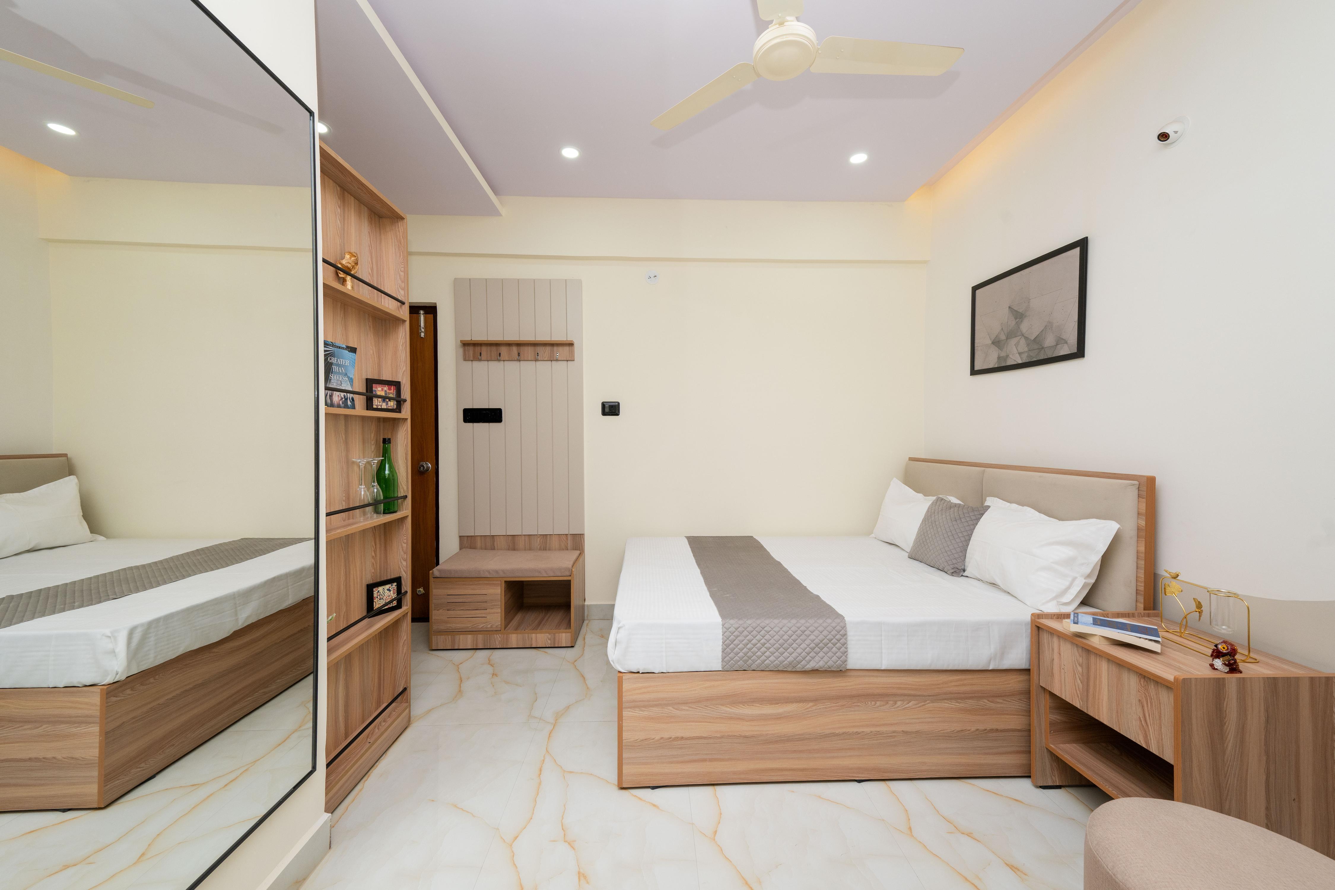 C Suites Gilbert  - Whitefield