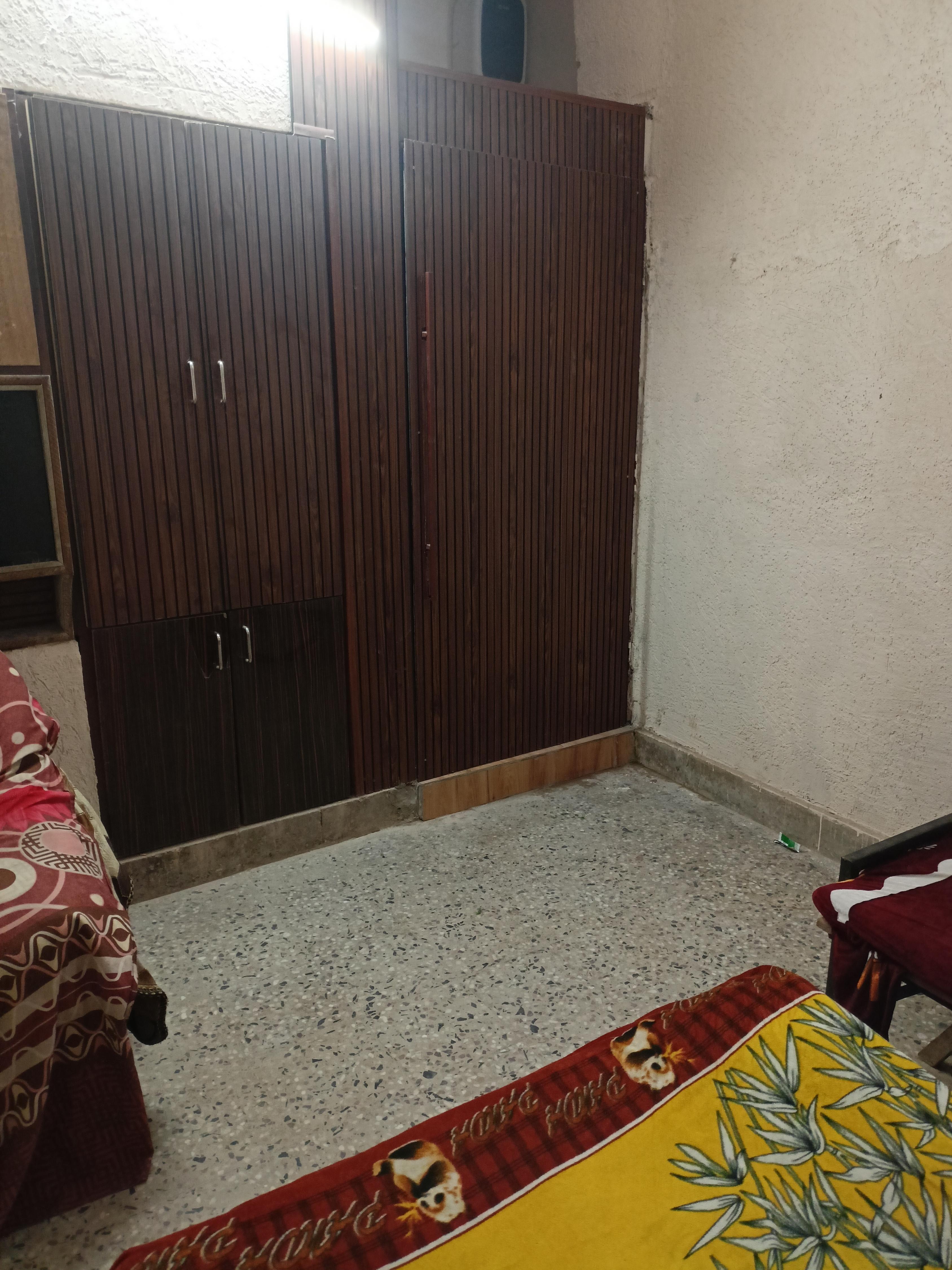 Bhopal Stay Room Type - Delux room with all facilities Bhopal Stay Room Type - Delux room with all facilities