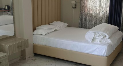 Vikram Vaibhav Room Type - Suite Room
