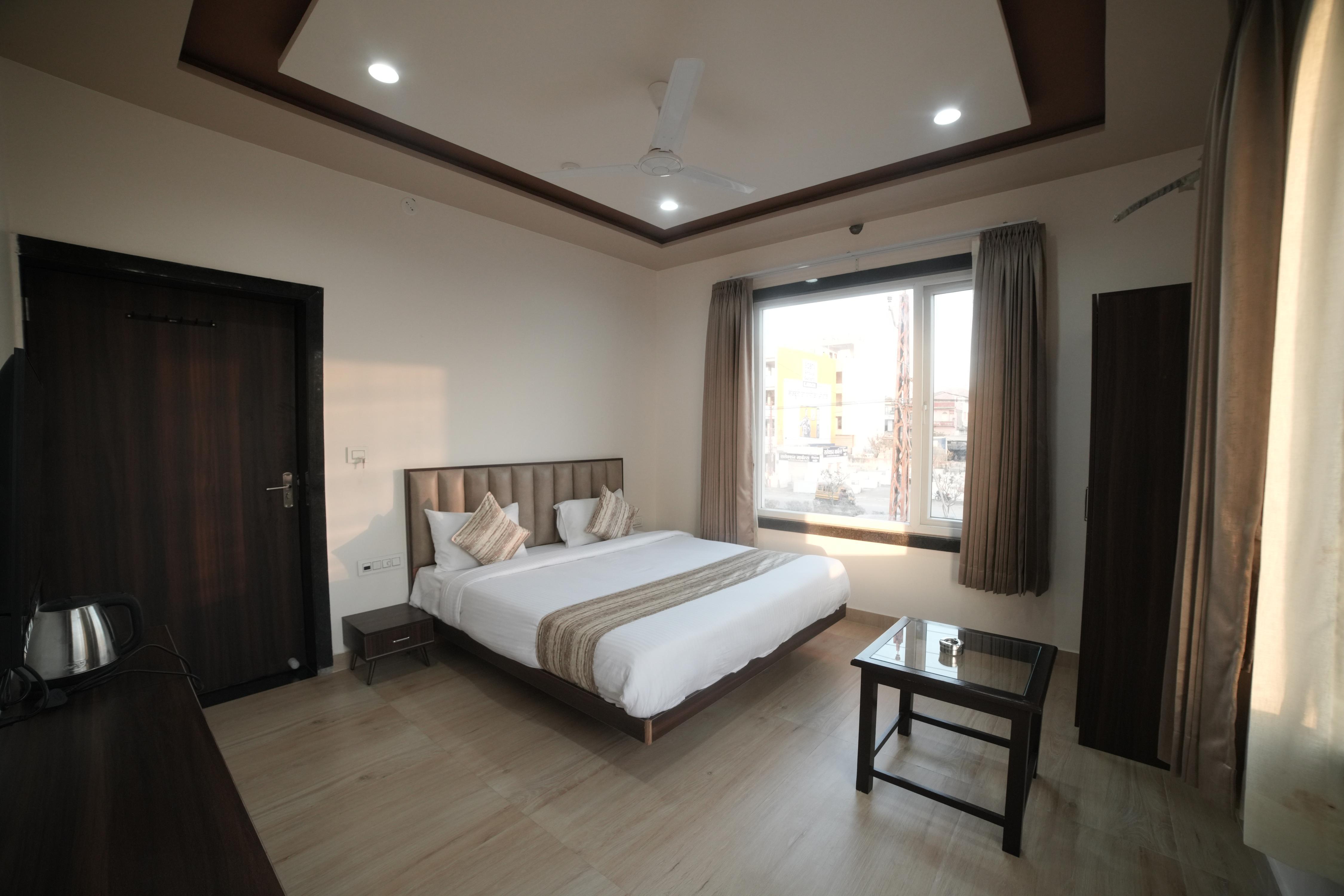 Hotel Anurag Heights - Tap to explore photos
