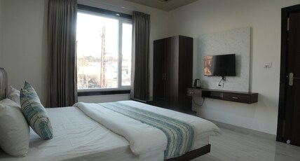 Hotel Anurag Heights Room Type - Deluxe Room