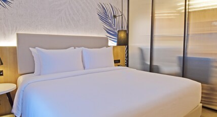 Sands Point Room Type - Executive Suite