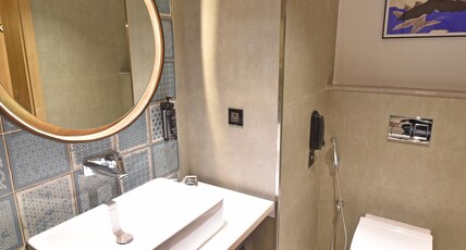 Sands Point Room Type - Luxury Suite