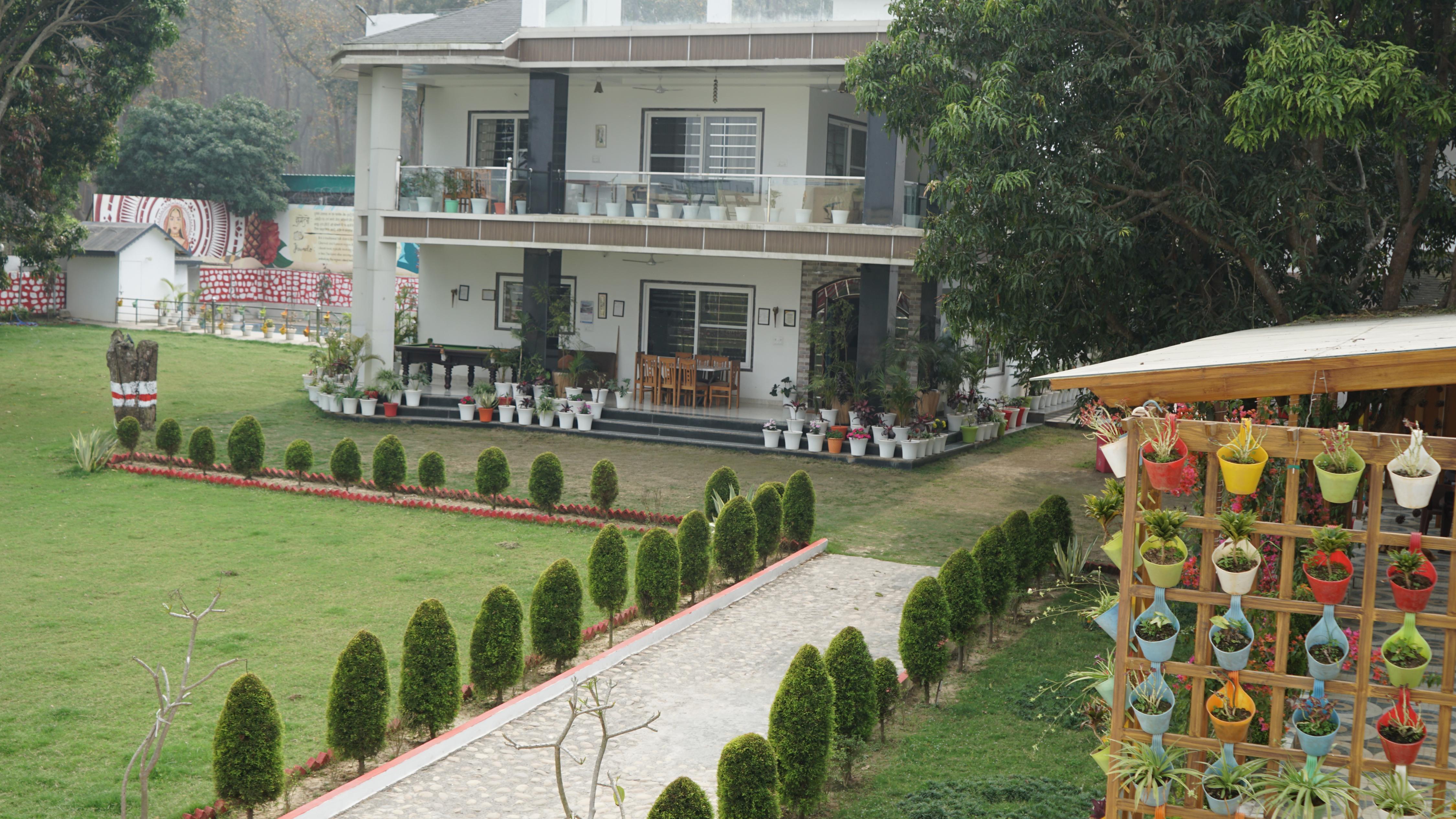 Saalak Jhumelo Farm Stay