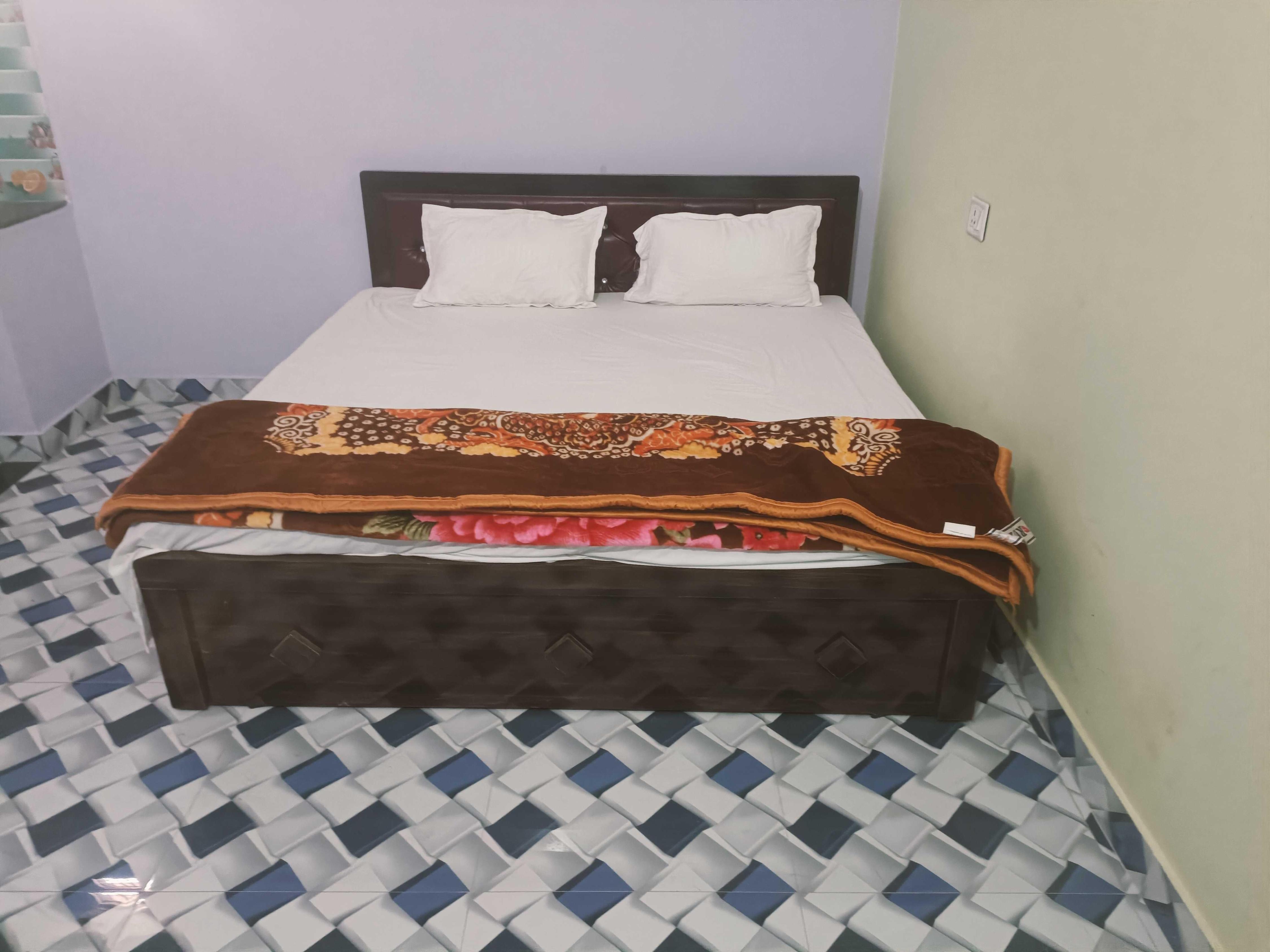 Hotel O Royal Prayag