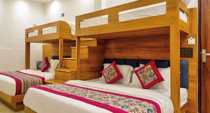 Movostel- Affordable Premium Dorms Near Nizamuddin Railway Station Room Type - Deluxe Family Room