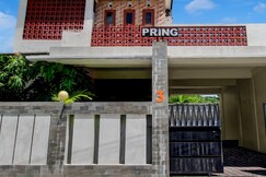 OYO 95088 Homestay Omah Pring