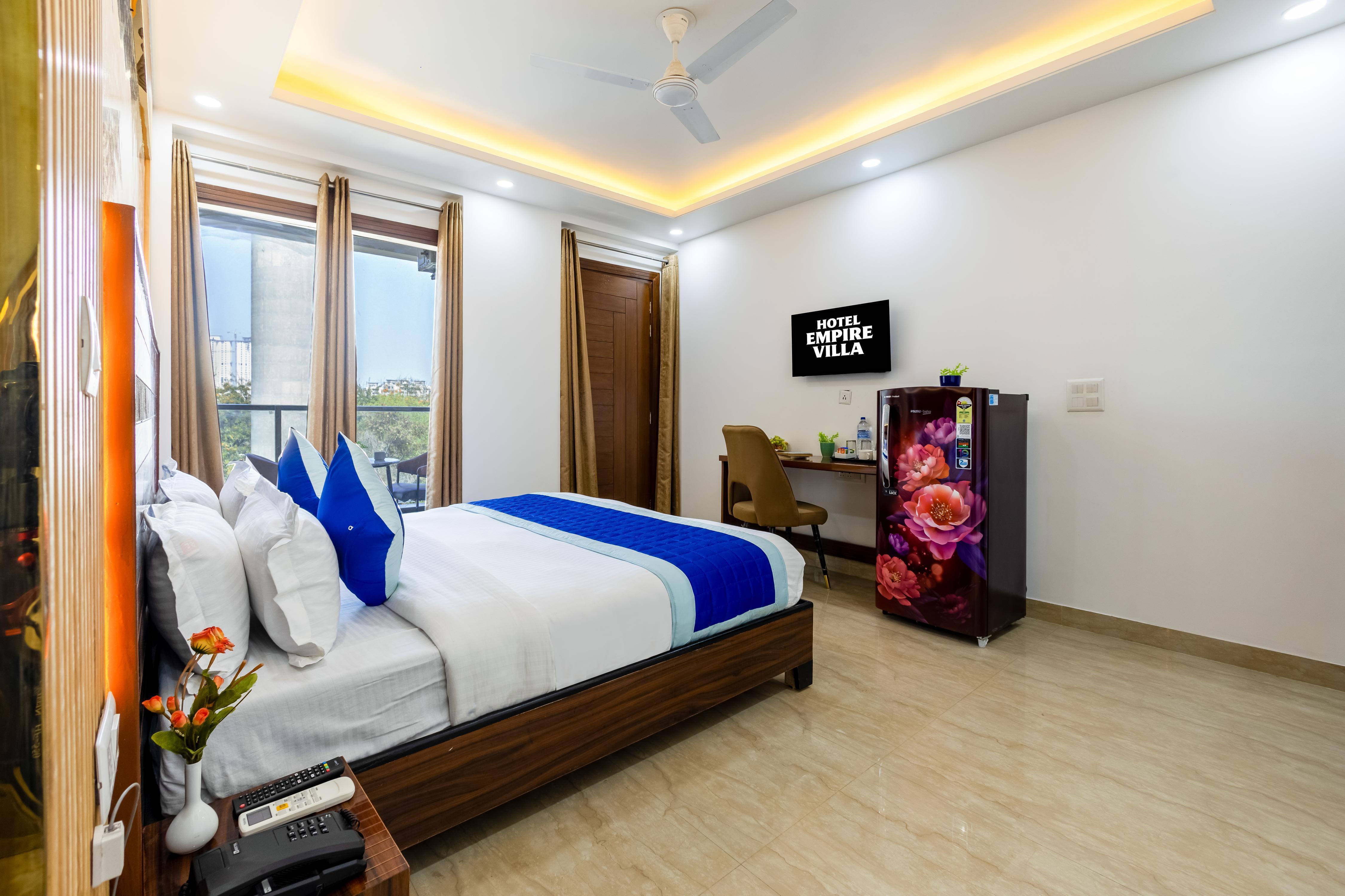 The Empire Hotel Near Dlf Golf course Road I Gurgaon I Sector -56 Room Type - Deluxe Double Room