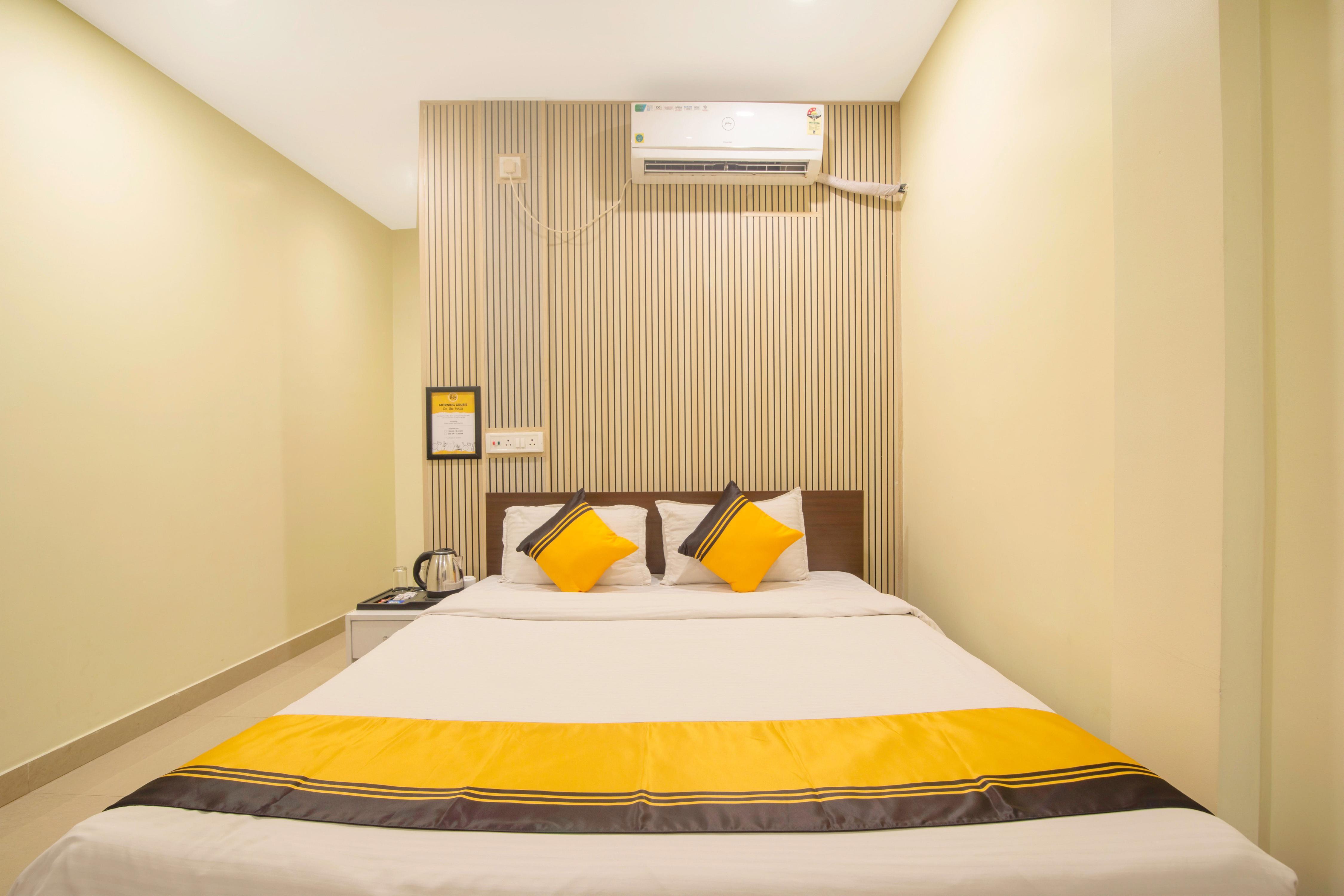 Itsy Hotels Queens Residency - Tap to explore photos