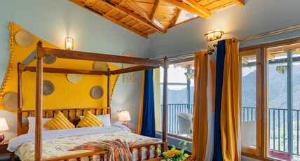 Vanilla Vibes Stays Room Type - Suite Room 3