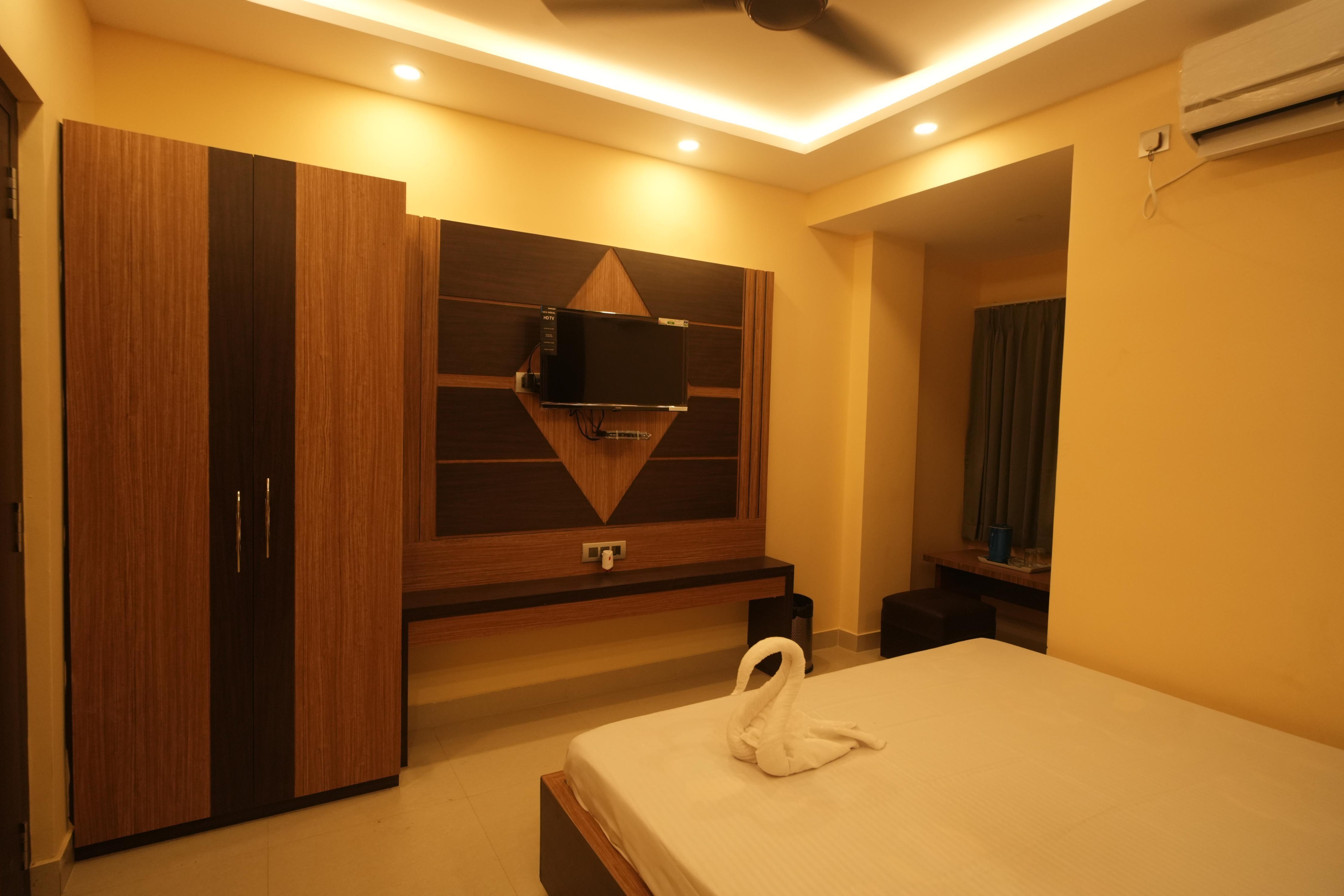 Hotel D Plaza Room Type - Deluxe Double Bed