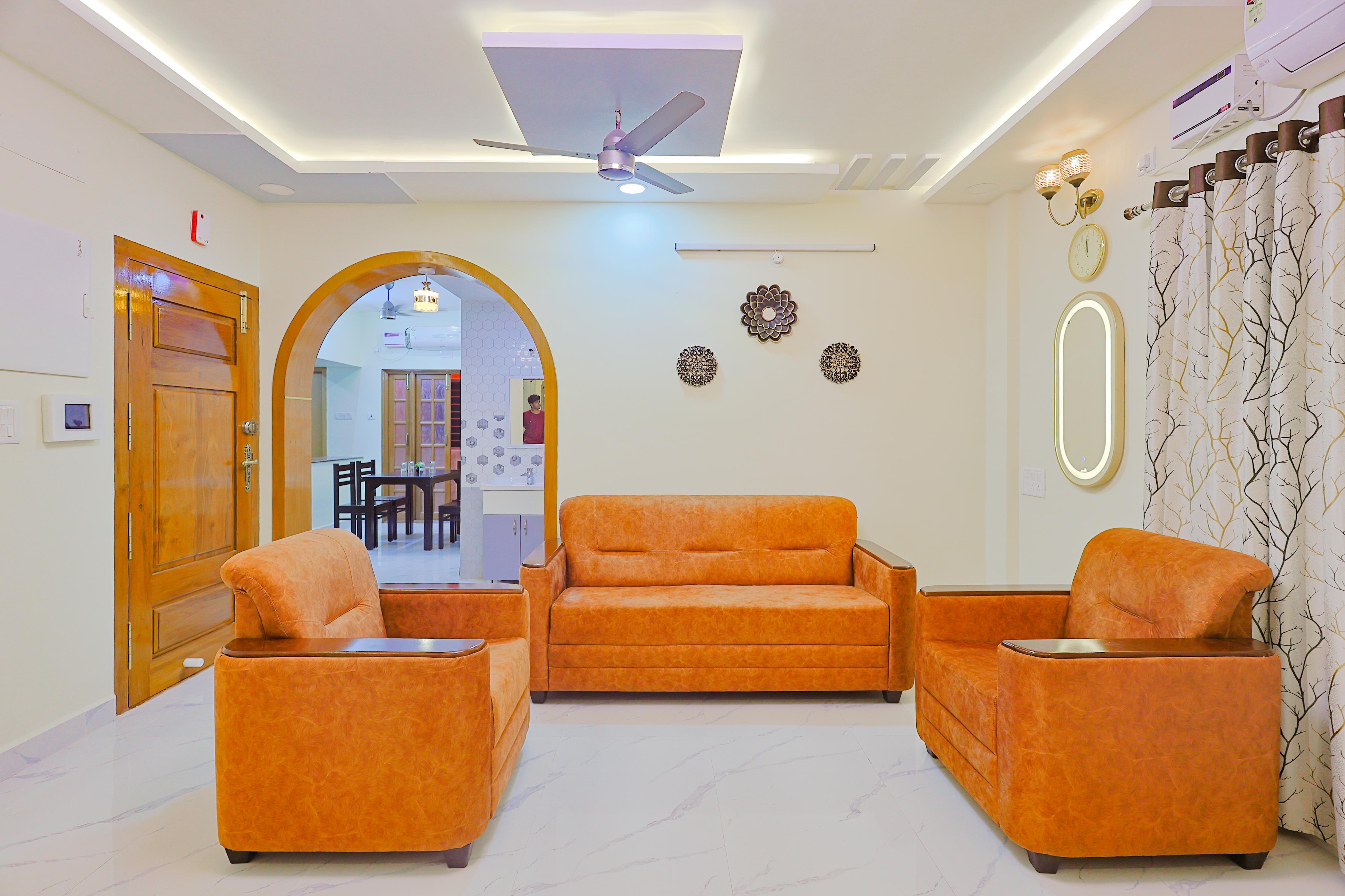 Aashi Apart Hotel Room Type - Deluxe Twin bed Room with Balcony