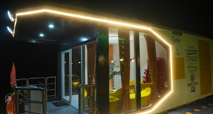 HOUSE BOATS Room Type - Capsule float Home