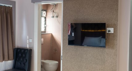 Bodhi Baari Room Type - Deluxe Room with City View